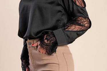 Vezi bluze dama elegante!